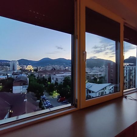 Cosy 2-Bedroom Apartment With An Amazing Panorama เดวา ภายนอก รูปภาพ