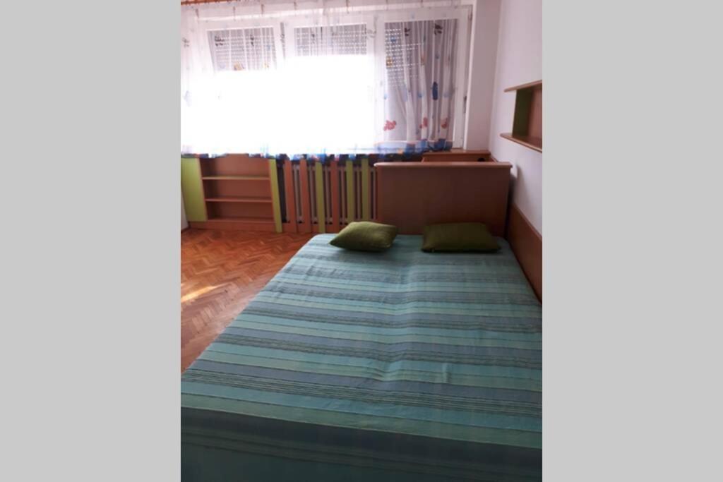 Cosy 2-Bedroom Apartment With An Amazing Panorama เดวา ภายนอก รูปภาพ